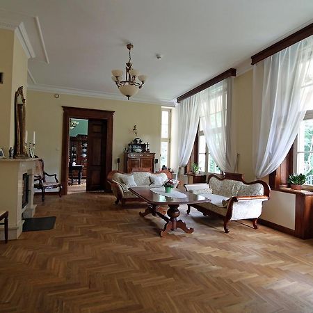 Dwor Bieland Bed & Breakfast Elblag Exterior foto
